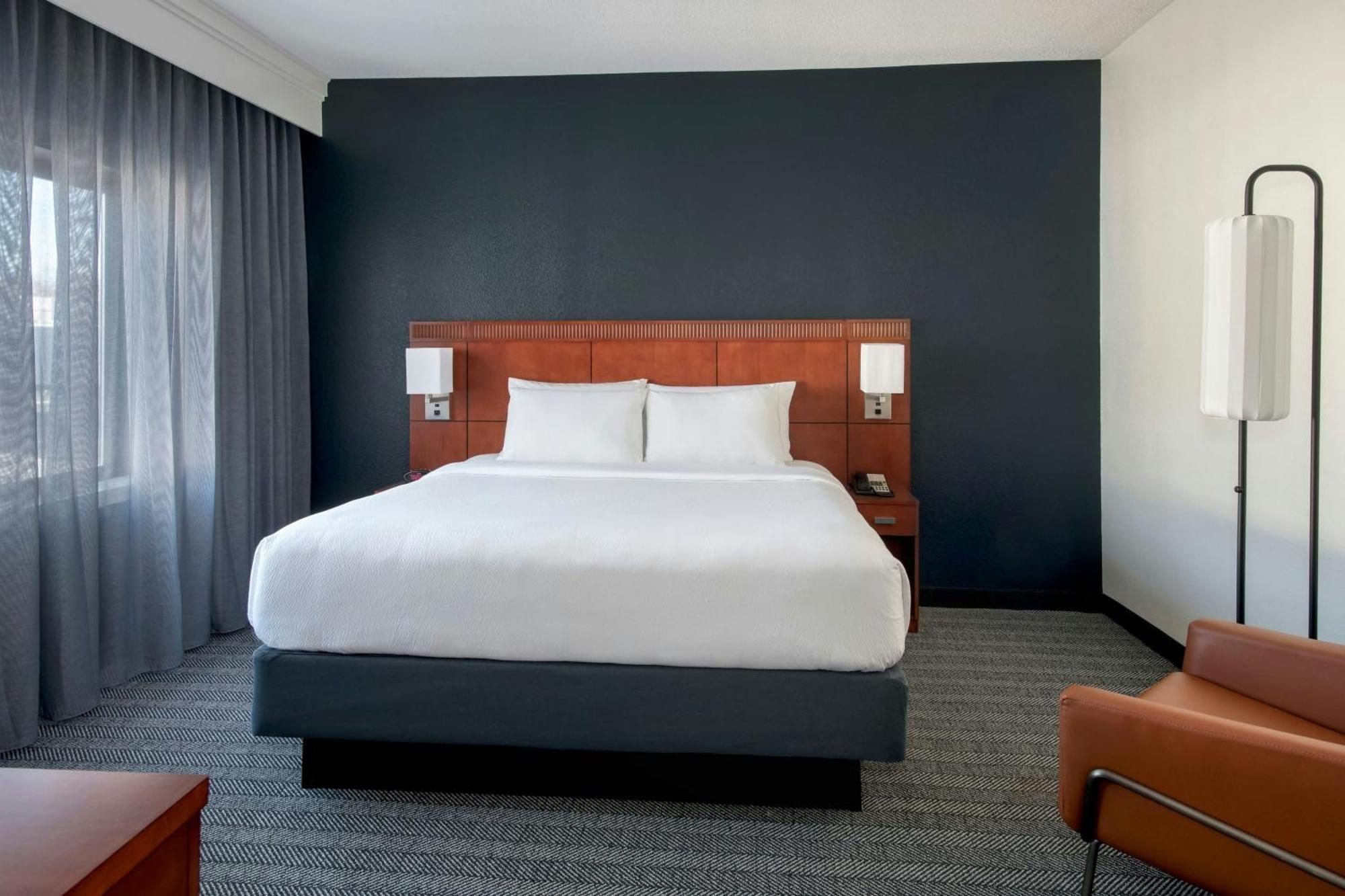 Courtyard By Marriott Silver Spring North/White Oak Buitenkant foto